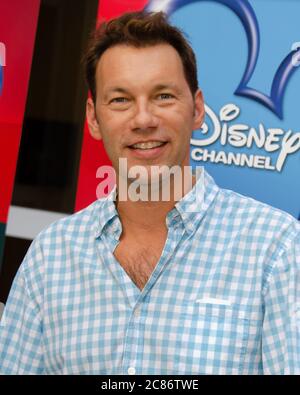 1 octobre 2012, Burbank, Californie, Etats-Unis: Brian Palermo participe à ''Girl vs. Monster'' une chaîne Disney originale film TV Cast screening. (Image crédit : © Billy Bennight/ZUMA Wire) Banque D'Images