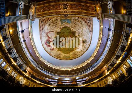 CIENFUEGOS, CUBA - VERS JANVIER 2020 : intérieur du théâtre et de l'auditorium Tomas Terry à Cienfuegos Banque D'Images