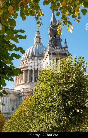 La Cathédrale St Paul, à Londres Banque D'Images