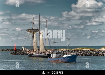 Port de Hvide Sande à la côte ouest danoise de la mer du Nord, Danemark Banque D'Images