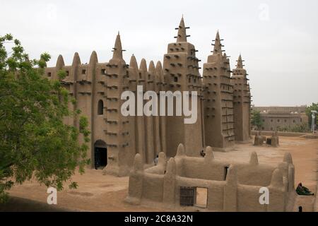 La Grande Mosquée de Djenne (1907) est le plus grand bâtiment de boue au monde, Banque D'Images