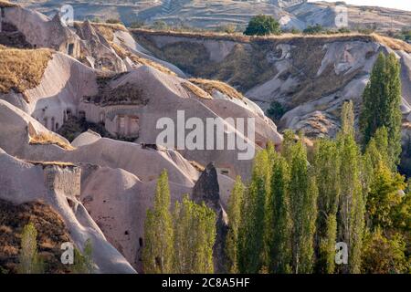 Dans des formations rocheuses du parc national de Göreme. Cappadoce, Turquie Banque D'Images