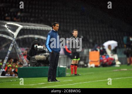 Le 15 juillet 2020, l'entraîneur-chef du Latium Simone Inzaghi, lors de la série, A fait un match entre Udinese et le Latium au Stadio Friuli, Udine, Italie. Photo de Simone Ferraro. Usage éditorial uniquement, licence requise pour un usage commercial. Aucune utilisation dans les Paris, les jeux ou les publications d'un seul club/ligue/joueur. Banque D'Images