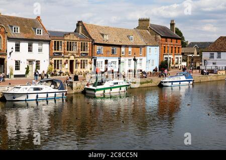 Le quai, St Ives, Cambridgeshire, Angleterre Banque D'Images