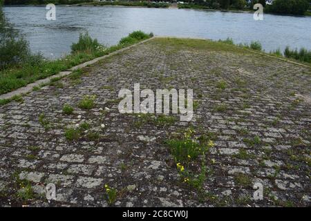Rhin près de Sinzig, entre Koblenz et Bonn Banque D'Images