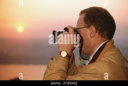 Le journaliste et auteur britannique John Diamond lors d'une visite d'un week-end à Istanbul Turquie 1989 Banque D'Images