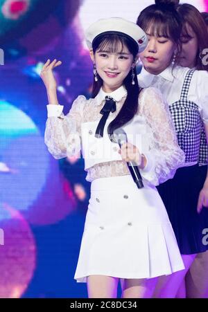 Séoul, Corée du Sud. 22 juillet 2020. L'actrice et chanteuse japonaise Yukika Teramoto se produit sur scène lors d'un programme de carte musicale MBC TV K-Pop « Show Champion » au MBC Dream Center de Goyang, Corée du Sud, le 22 juillet 2020. (Photo par: Lee Young-ho/Sipa USA) crédit: SIPA USA/Alay Live News Banque D'Images