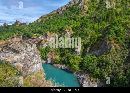 Vue sur le pont suspendu de la gorge de Kawarau, gorge de Kawarau, Otago, Île du Sud, Nouvelle-Zélande. Banque D'Images