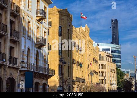 Vue sur la rue Waygand avec Beyrouth Municipalité de bâtiment dans le centre-ville de Beyrouth, Liban, Tour Quasar sur fond Banque D'Images