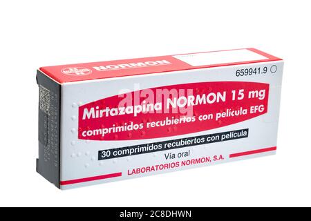 Huelva, Espagne - 23 juillet 2020 : boîte espagnole de mirtazapine Normon. C'est un médicament antidépresseur. Il est utilisé pour traiter la dépression et parfois l'obscurité Banque D'Images