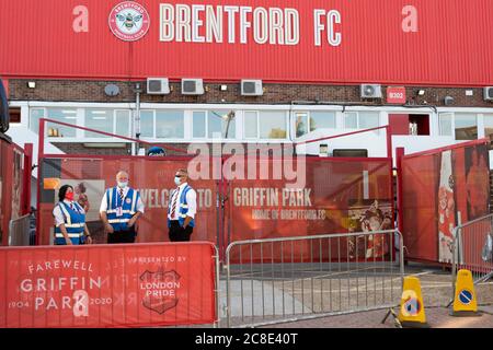 brentford fc merchandise