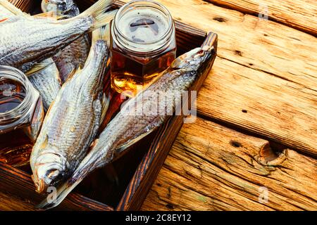 Poisson séché au soleil, poisson salé pour la bière. Poisson salé ou poisson à base de poisson Banque D'Images