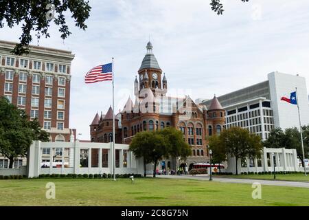 Ancien palais de justice du comté de Dallas sur Dealey Plaza Banque D'Images