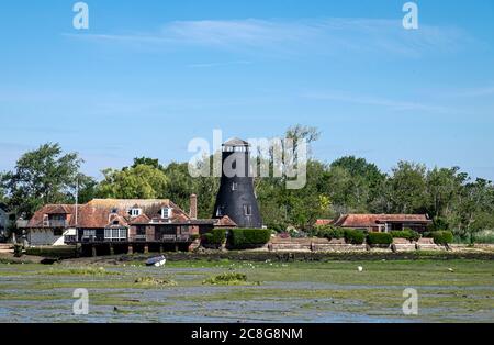 The Old Mill, Langstone Harbour, Hampshire, Royaume-Uni Banque D'Images