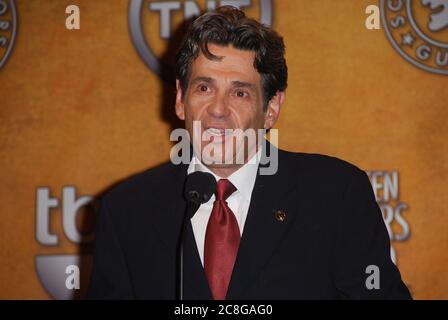 Alan Rosenberg, président DE SAG, lors de la 14e annonce de nominations annuelles aux prix de la Guilde des acteurs de l'écran, au Pacific Design Center, au Silver Screen Theatre de West Hollywood, en Californie. L'événement a eu lieu le jeudi 20 décembre 2007. Photo par: SBM / PictureLux - référence du fichier # 34006-1244SBMPLX Banque D'Images