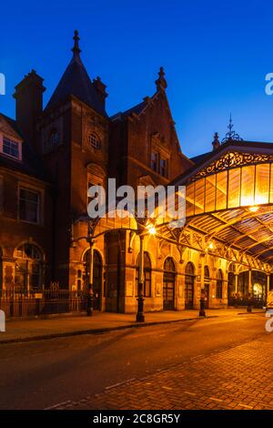 Angleterre, Londres, Marylebone, gare de Marylebone la nuit Banque D'Images