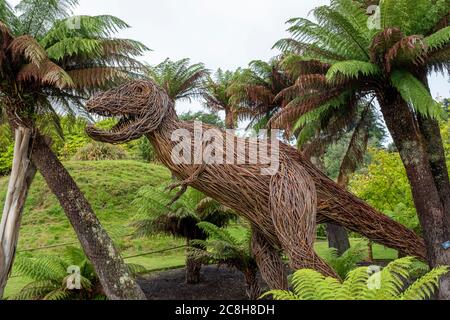 Grande sculpture de dinosaures, jardins botaniques Logan, Dumfries et Galloway. Banque D'Images