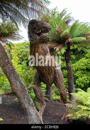 Grande sculpture de dinosaures, jardins botaniques Logan, Dumfries et Galloway. Banque D'Images