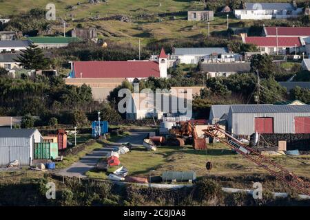 Édimbourg des sept mers, de la mer, début de soirée, Île Tristan Da Cunha, Atlantique Sud, 12 avril 2018 Banque D'Images