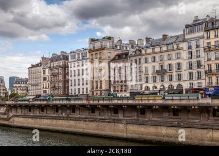 Vue sur le fleuve de Paris, France Banque D'Images