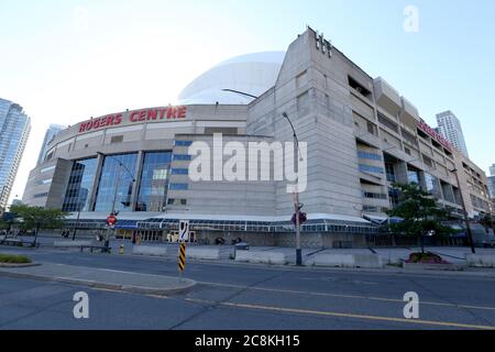 24 juillet 2020, Toronto Ontario Canada. Le centre Rogers des Blue Jays de Toronto demeure vide alors que les Blue Jays jouent à Buffalo pendant les Coronavieurs. Luke Durda/Almai Banque D'Images