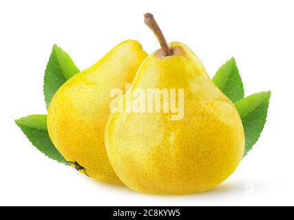 Poires isolées. Deux fruits de poire jaunes entiers isolés sur fond blanc avec des feuilles Banque D'Images