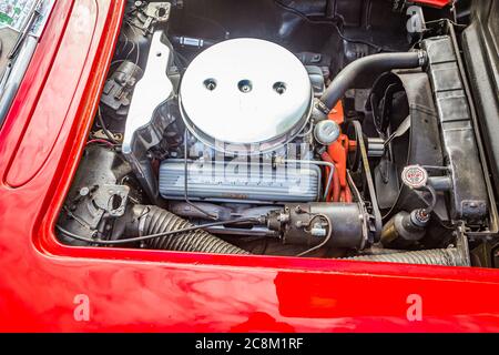 Jesup, GA - 17 mars 2018 : vue rapprochée d'une Corvette 1960 de Chevrolet au salon de l'auto de la Saint-Patrick de Jesup 2018. Banque D'Images