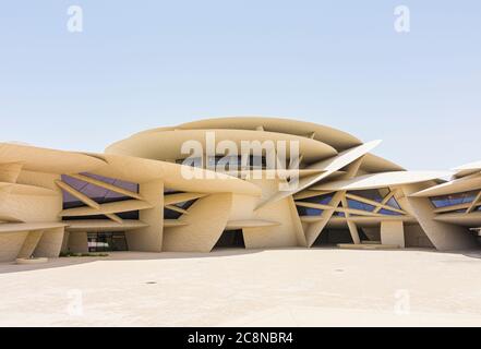 Le desert rose inspiré de repère architectural le Musée national du Qatar, Doha, Qatar Banque D'Images