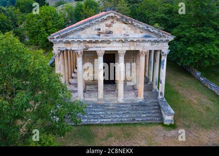 Église néoclassique de San Jorge à Las Fraguas, Arenas de Iguña. Vallée de Besaya, Cantabrie, Espagne, Europe Banque D'Images