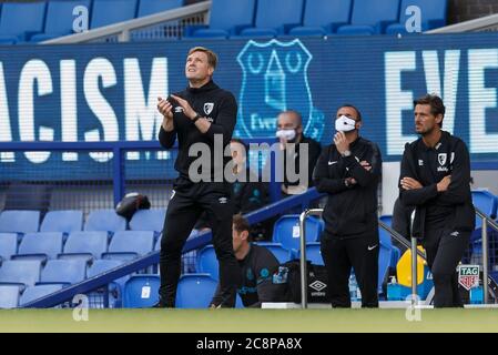 Liverpool, Royaume-Uni. 26 juillet 2020. Eddie Howe, responsable de Bournemouth, lors du match de la première ligue entre Everton et Bournemouth au parc Goodison le 26 juillet 2020 à Liverpool, en Angleterre. (Photo de Daniel Chesterton/phcimages.com) crédit: Images de la SSP/Alamy Live News Banque D'Images