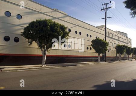 Architecture moderne nautique de l'usine historique de Bottling Coca Cola dans le centre-ville de Los Angeles, CA Banque D'Images