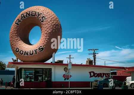 Randy's Donuts à Los Angeles, Californie Banque D'Images