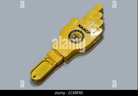 Noisemaker utilisé par les actifs de l'Association nationale pour l'avancement des personnes de couleur (NAACP) en 1990s Banque D'Images