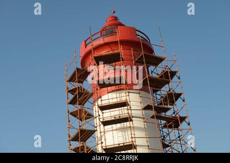 Travaux d'entretien, échafaudage, construction, Durban, Afrique du Sud, réparation du phare d'Umhlanga Rocks, chantier de construction, équipement, plates-formes, peinture Banque D'Images