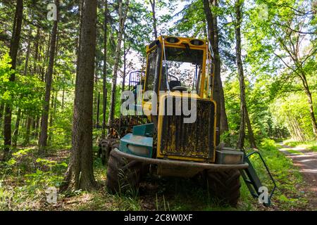 Machine forestière combinée, bois. (CTK photo/Marketa Hofmanova) Banque D'Images
