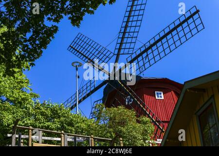 Strangnas, Suède UN ancien moulin à vent classique dans le centre de la ville | utilisation dans le monde entier Banque D'Images