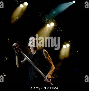 Hultsfred, Suède 20030612 Dave Gahan, chanteur en mode Depache, pendant un concert au Festival Hultsfred. Photo Jeppe Gustafsson Banque D'Images