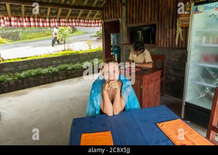 Tourisme au café de Jatiluwih Banque D'Images