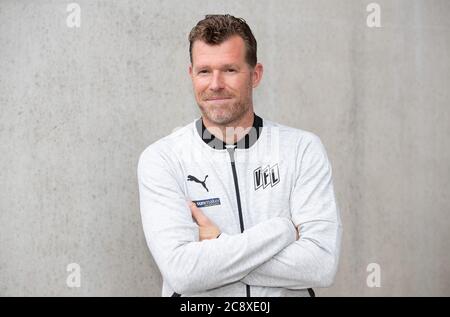 27 juillet 2020, Basse-Saxe, Osnabrück: Football: 2ème Bundesliga, VfL Osnabrück, présentation du nouvel entraîneur Marco Grote au stade de Bremer Brücke. Photo: Friso Gentsch/dpa Banque D'Images
