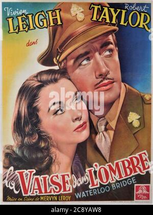 VIVIEN LEIGH et ROBERT TAYLOR dans WATERLOO BRIDGE 1940 réalisateur MERVYN Leroy jouent Robert E. Sherwood Metro Goldwyn Mayer Banque D'Images