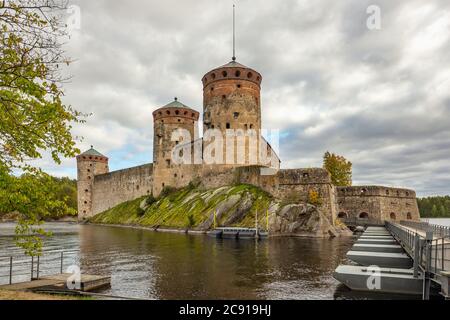 Château médiéval d'Olavinlinna à Savonlinna, Finlande Banque D'Images