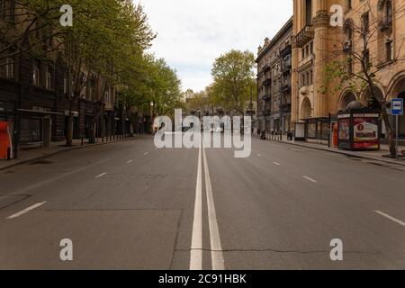 TBILISSI, GÉORGIE - 05 avril 2020 : Tbilissi a été exceptionnellement calme en avril et mai 2020 - en raison de la pandémie de coronavirus qui a causé une interdiction de la circulation Banque D'Images