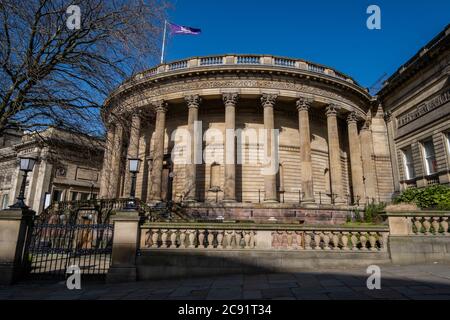 Extérieur de la salle de lecture Picton à la bibliothèque de Liverpool Mars 2020 Banque D'Images