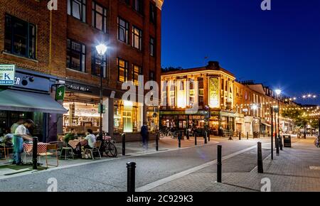 Exmouth Market à Night London, Royaume-Uni Banque D'Images