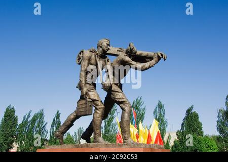 Mémorial de la Seconde Guerre mondiale, place de la victoire, Bichkek, Kirghizistan Banque D'Images