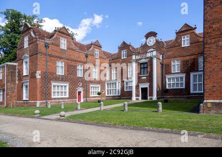 Christchurch Mansion Grande maison en briques Tudor construite en 1550, Christchurch Park, Ipswich, Suffolk, Angleterre, Royaume-Uni Banque D'Images