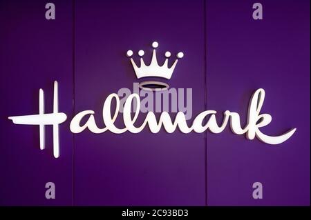 Hong Kong, Chine. 28 juillet 2020. Logo American Hallmark Cards vu à Hong Kong. Crédit : SOPA Images Limited/Alamy Live News Banque D'Images