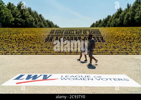 Le 19e amendement est célébré au "four libertés Park" sur l'île Roosevelt à New York le dimanche 26 juillet 2020. Le parc conçu par Louis I. Kahn porte le nom de l'adresse de l'État de l'Union des « quatre libertés » de Franklin Delano Roosevelt, de 1941. Le parc est le seul monument de Roosevelt et le seul travail conçu par Kahn à New York. (© Richard B. Levine) Banque D'Images