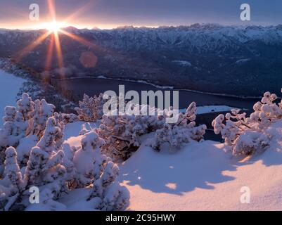 Géographie / Voyage, Allemagne, Bavière, Alpes bavaroises, lever du soleil sur le Martinskopf (pic) (Herzogstand (p, droits-supplémentaires-autorisations-Info-non-disponible Banque D'Images