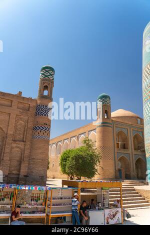 Khiva/Ouzbékistan:08.20.2019-la vue o célèbre rue de bazar à Khiva Banque D'Images